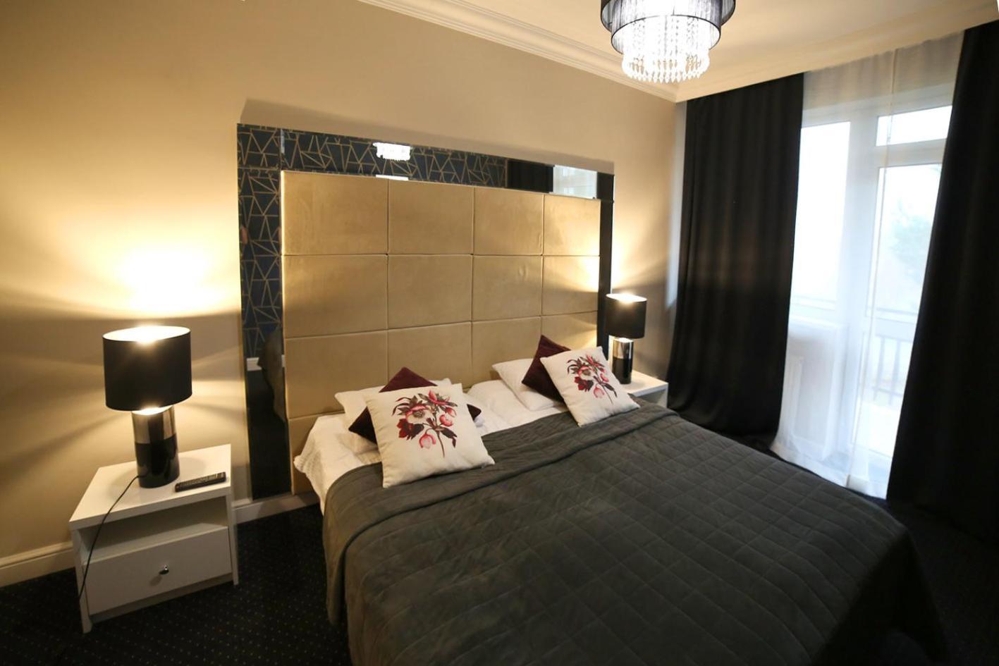 Hotel Kurpia Arte Новогруд Экстерьер фото