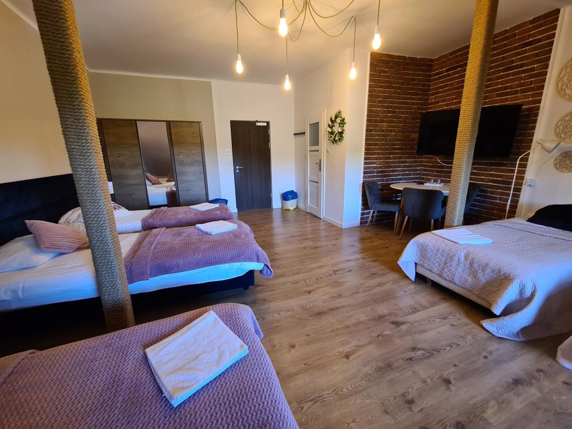 Hotel Kurpia Arte Новогруд Экстерьер фото