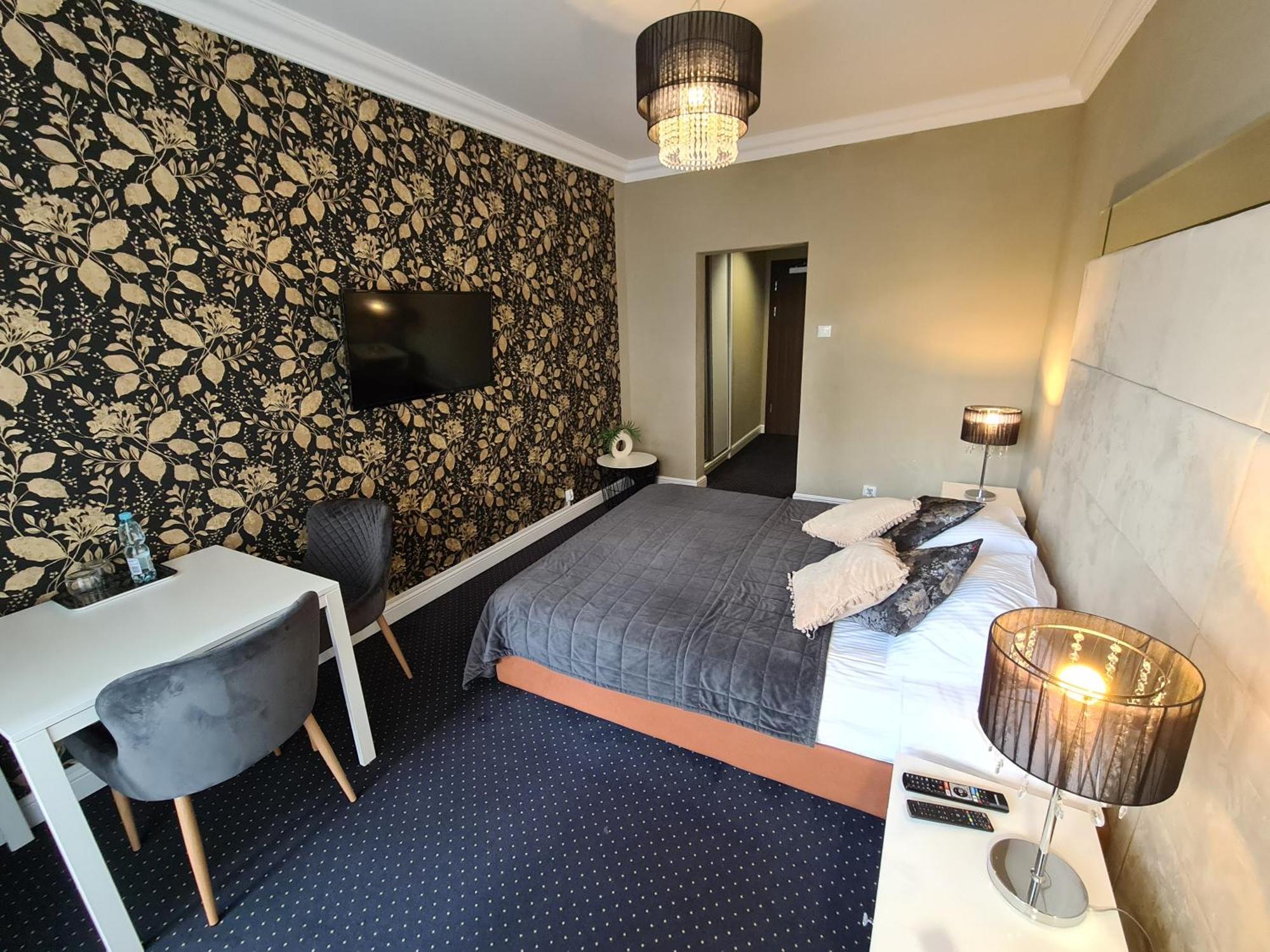 Hotel Kurpia Arte Новогруд Экстерьер фото